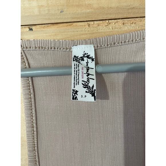 Intimately Free People women's flowy loose fit tank top. Tan. Size Small. - Picture 2 of 3
